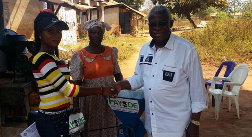 Ms Aishat Odegbaro with Dr Nwanze-2nd FAYODE  beneficiary